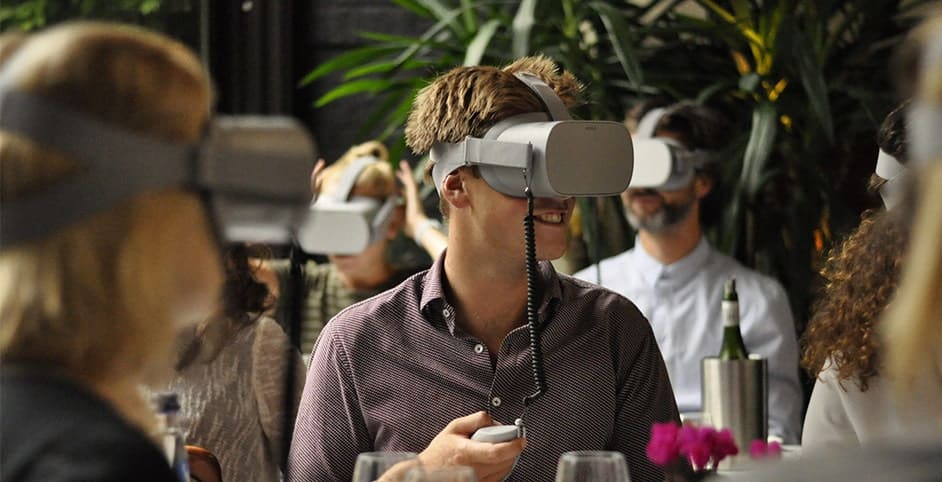 Virtual reality bedrijfsuitje diner Antwerpen